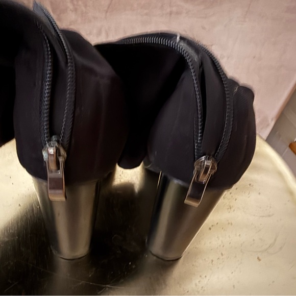 Elegant Black Women's Boots size 3 heels 4’inch pre- owned with 2 free gifts . - Picture 14 of 16